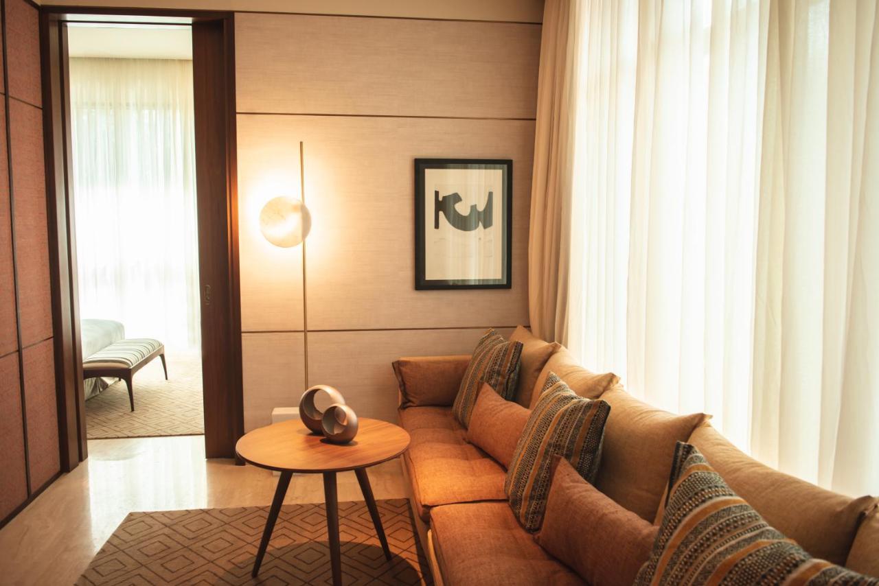 Shirvan Hotel City Yard Jeddah Bagian luar foto A suite at the Mandarin Oriental, Bangkok