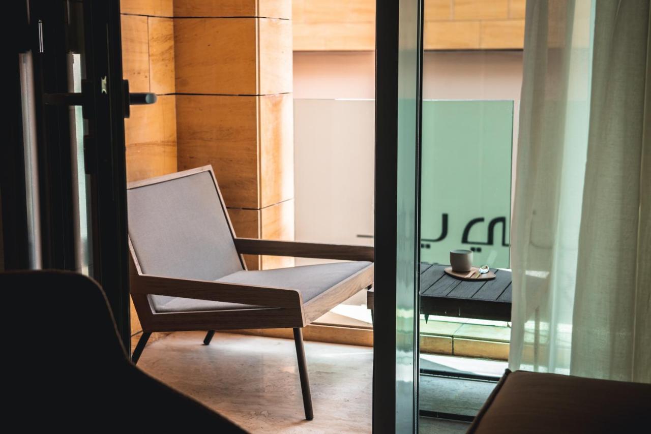 Shirvan Hotel City Yard Jeddah Bagian luar foto A room at the hotel