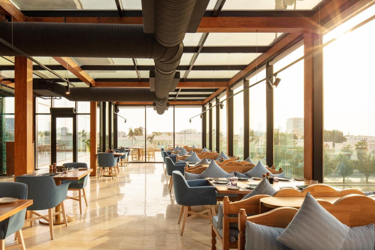Shirvan Hotel City Yard Jeddah Bagian luar foto The restaurant
